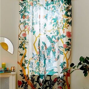 UO Freya Window Panel 🌱🌸🌿🍃🌺🌷🌱